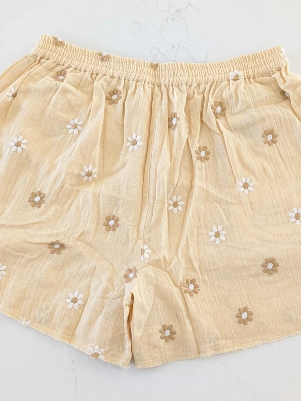 BAZISZT Casas Wildflower Embroidered Shorts Yellow Cotton Muslin Medium NWT - Picture 1 of 12